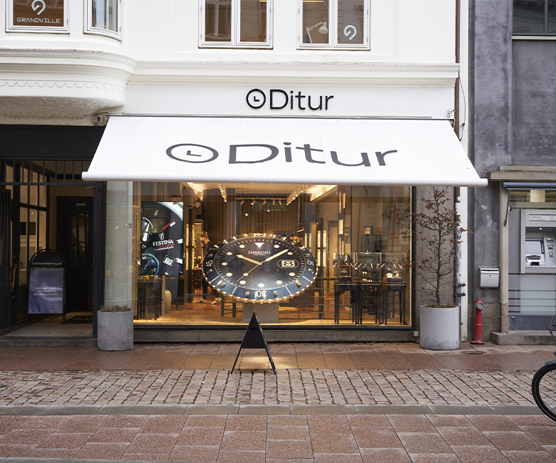 Ditur store in Aarhus from outside